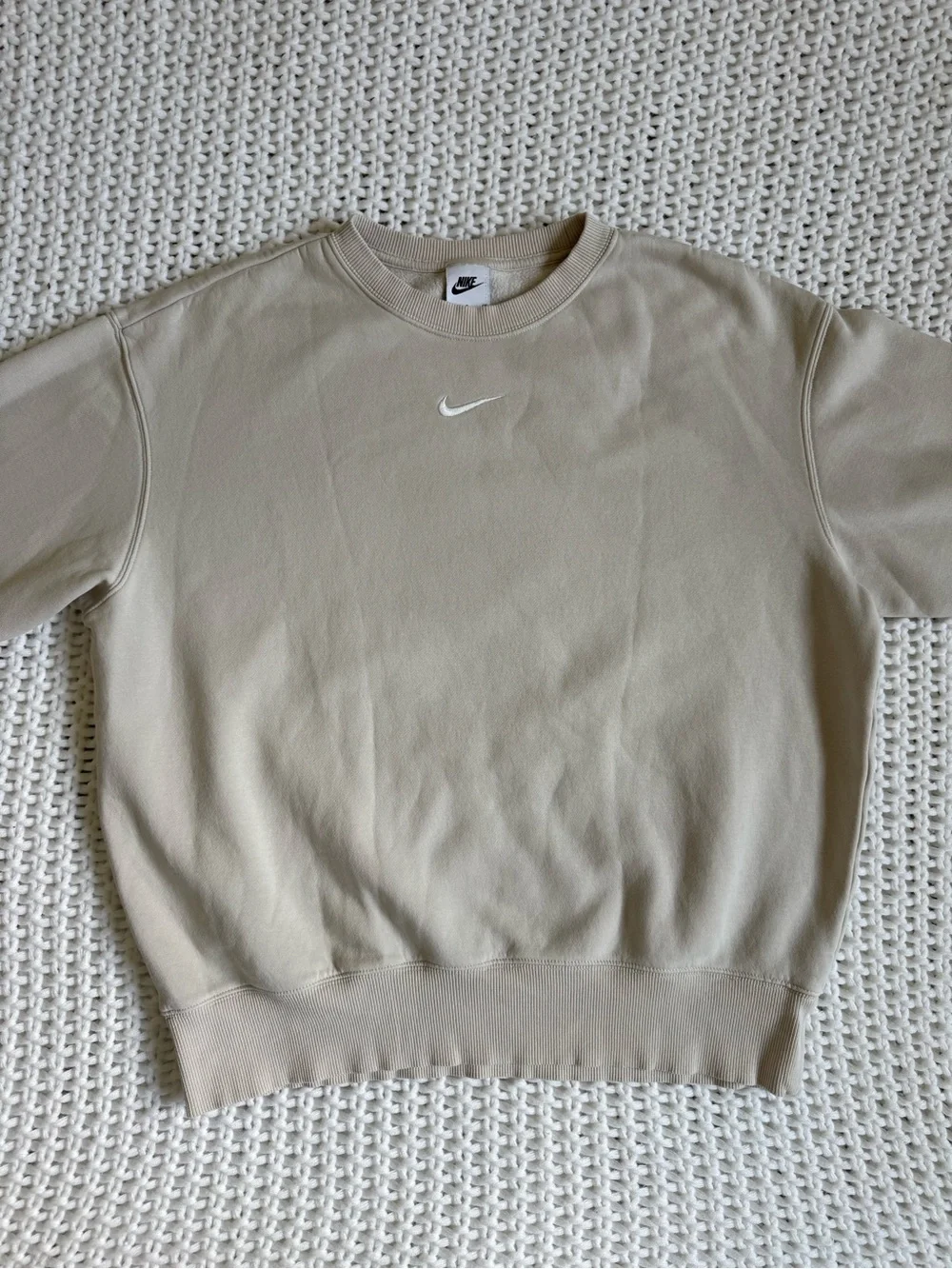 Nike Women's Crewneck Sweatshirt in Light Beige with White Swoosh